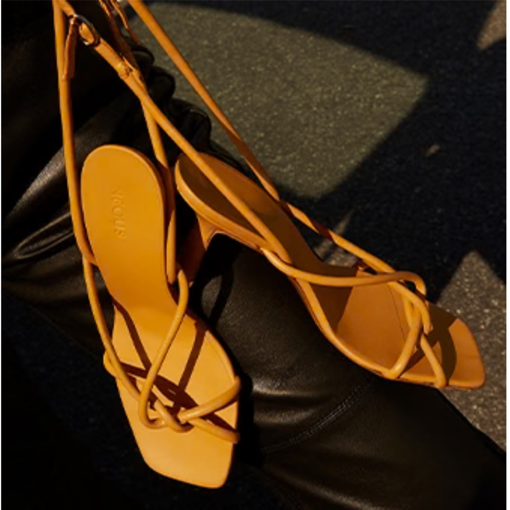 - MOVING SALE - Nelis Alkes Sandal in Desert Sun